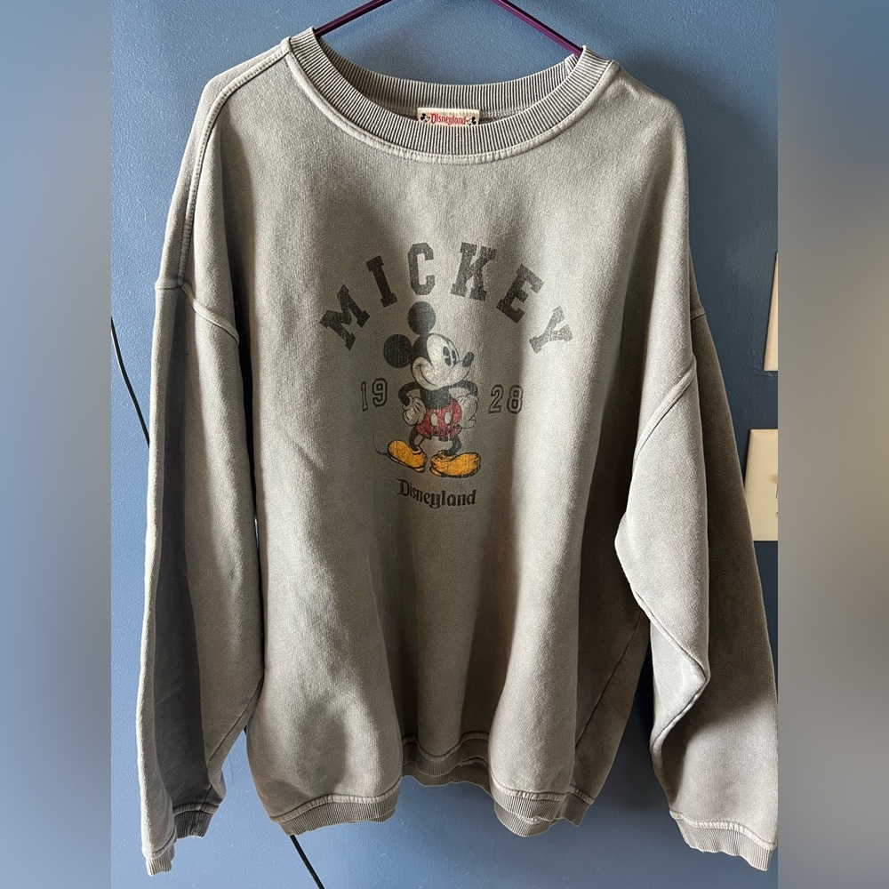 Vintage Disney Mickey crew neck